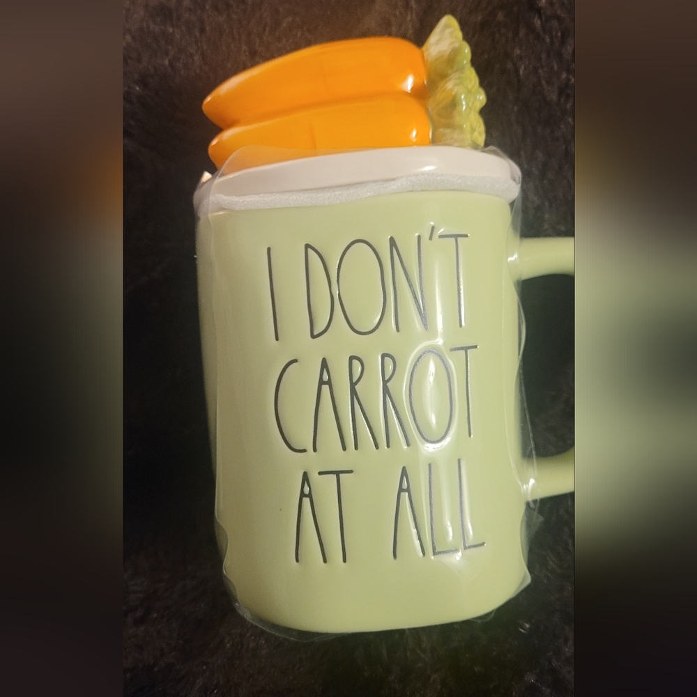 Rae Dunn Carrot Mug Dining Essential - Picture 5 of 7